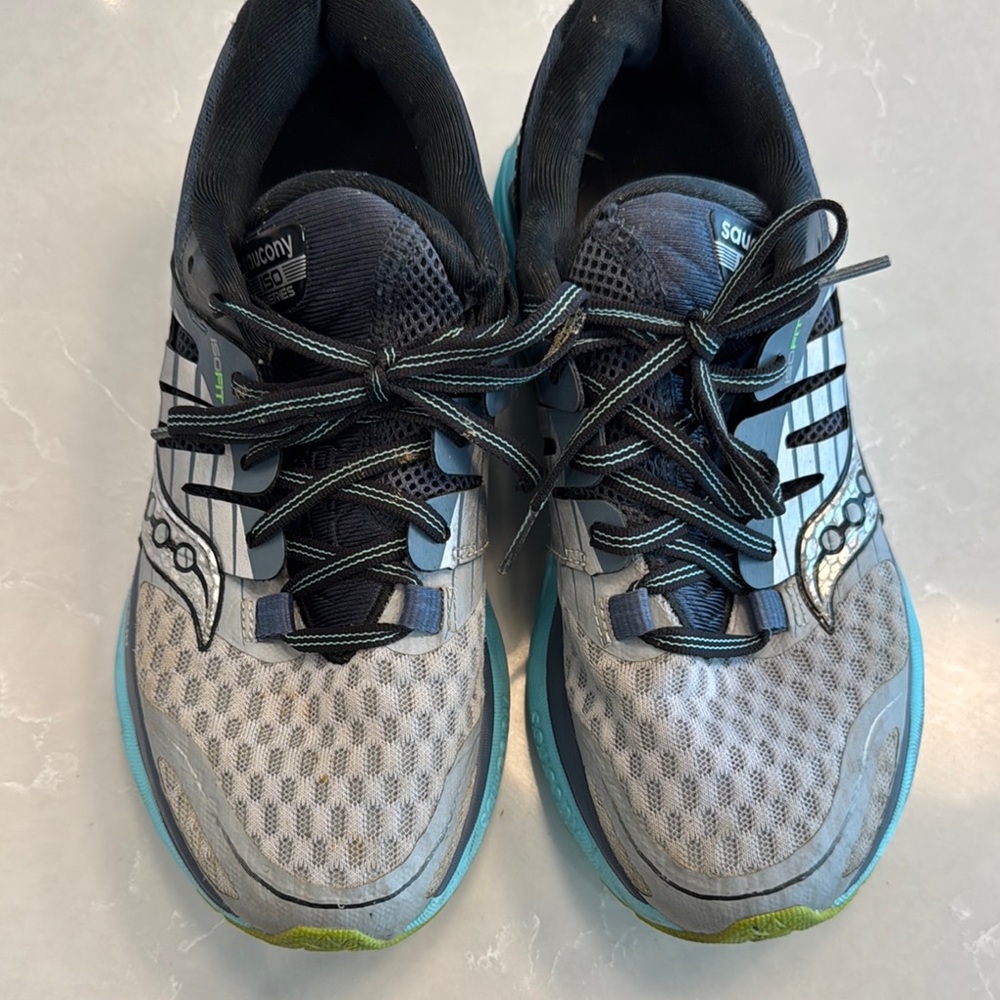 Saucony Running Shoes in Gray and Blue